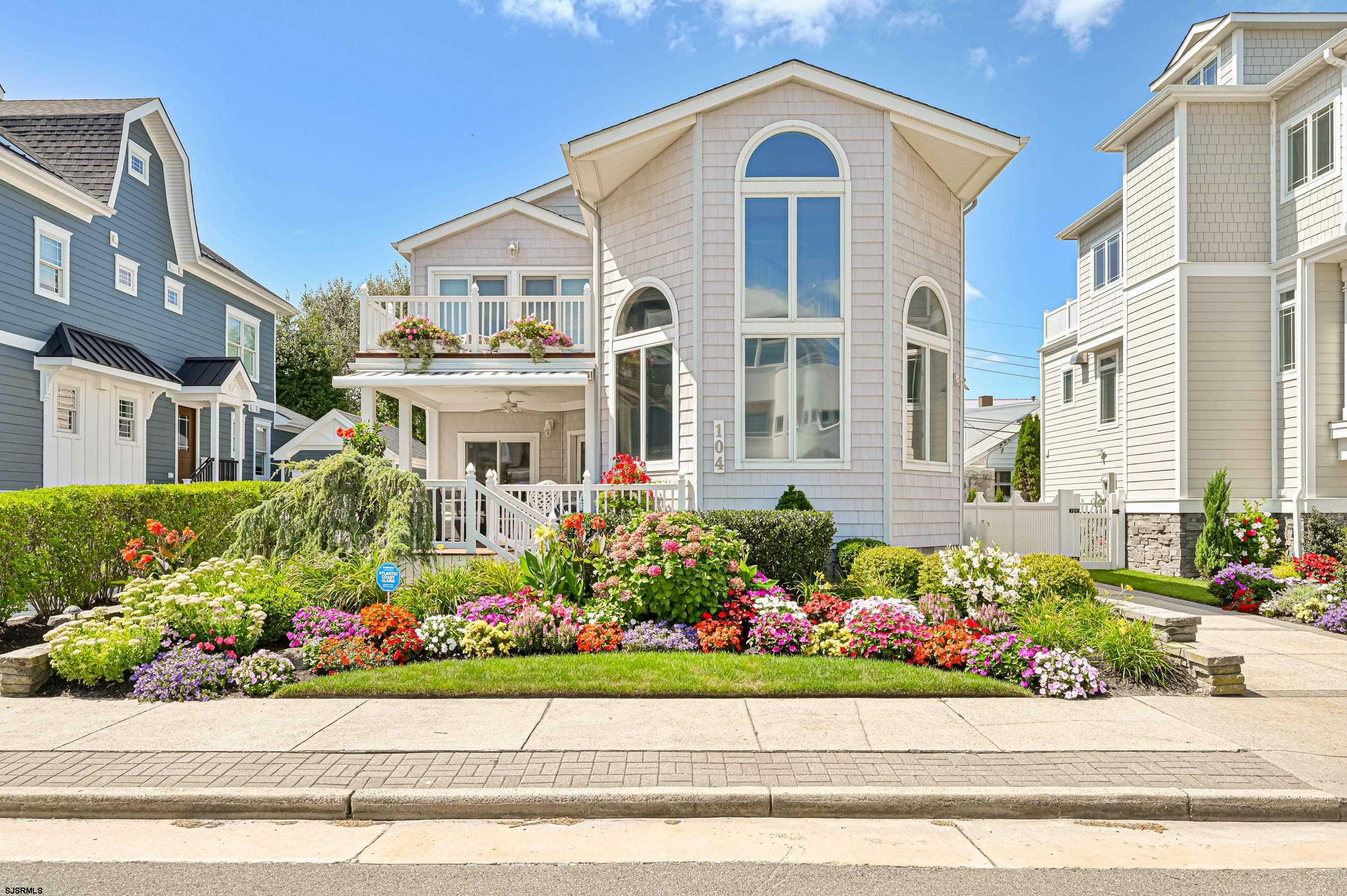 Property Photo: 104 S Thurlow Ave NJ 08402