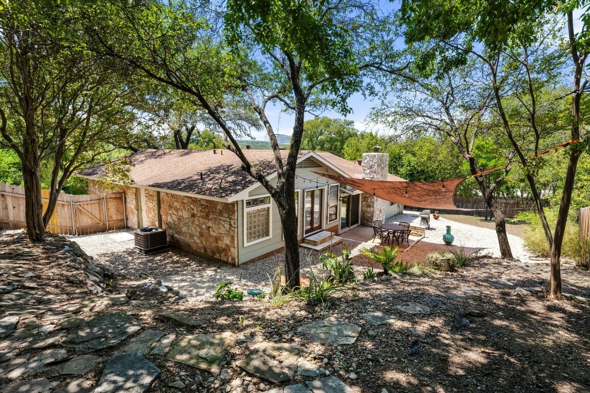 Property Photo:  2514 Mountain View Drive  TX 78704 