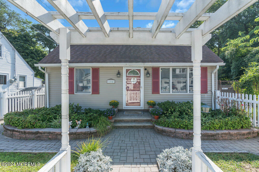 Property Photo: 104 Franklin Avenue NJ 07734