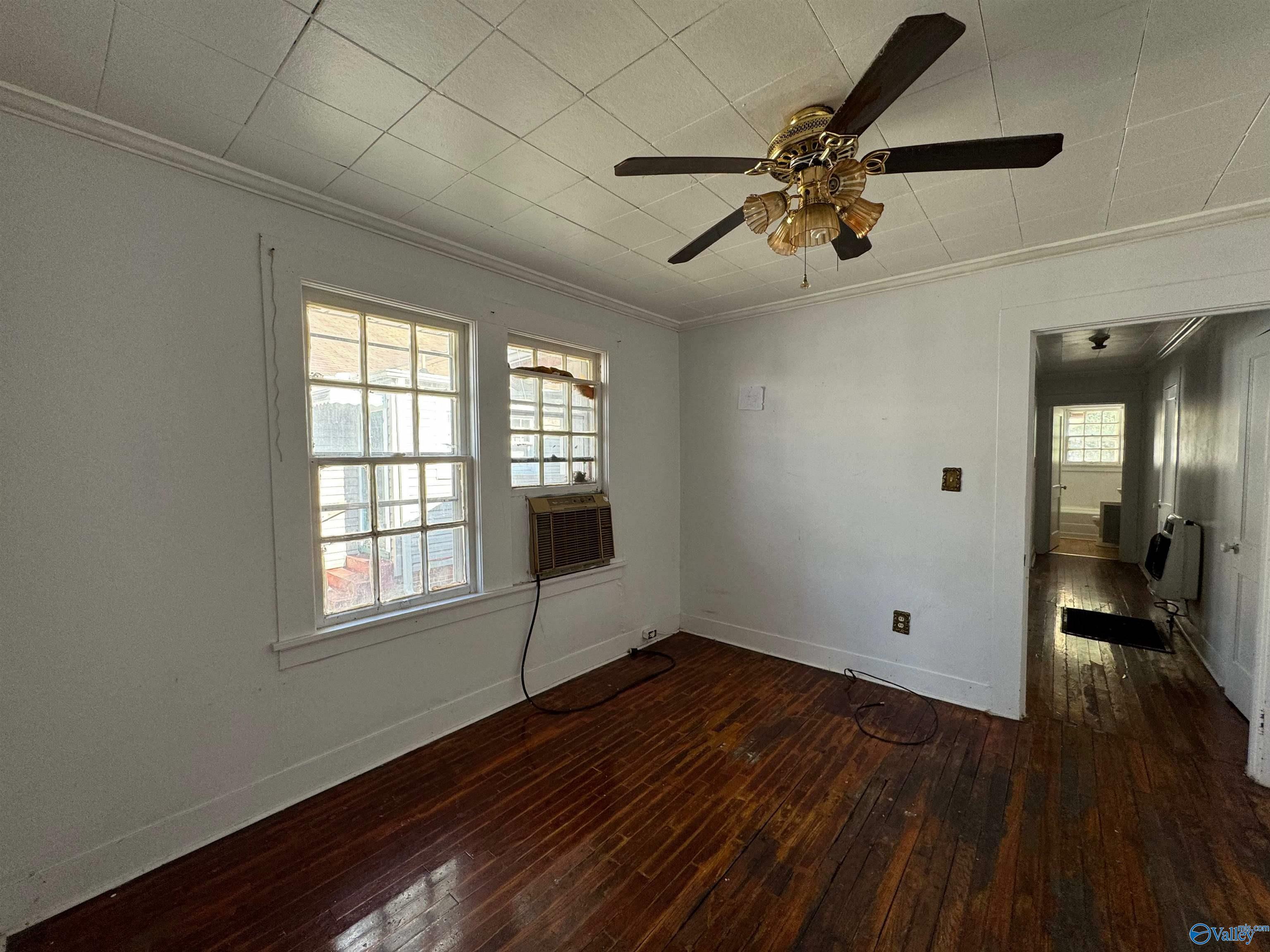 Property Photo:  3006 W Meighan Boulevard A-B  AL 35904 