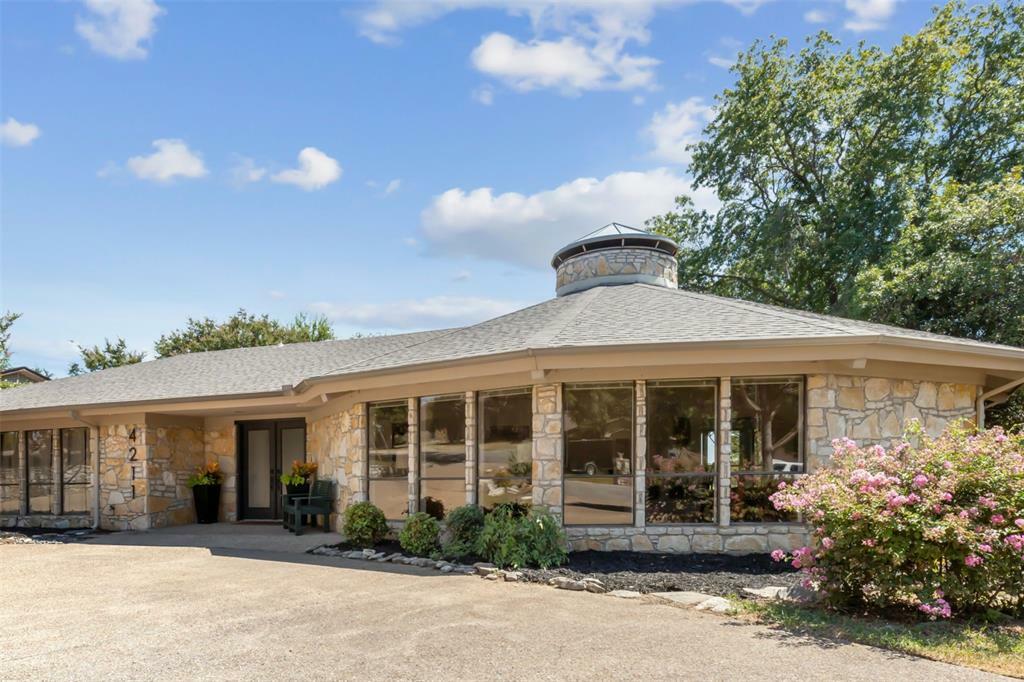 Property Photo:  4211 Cimmaron Trail  TX 76049 