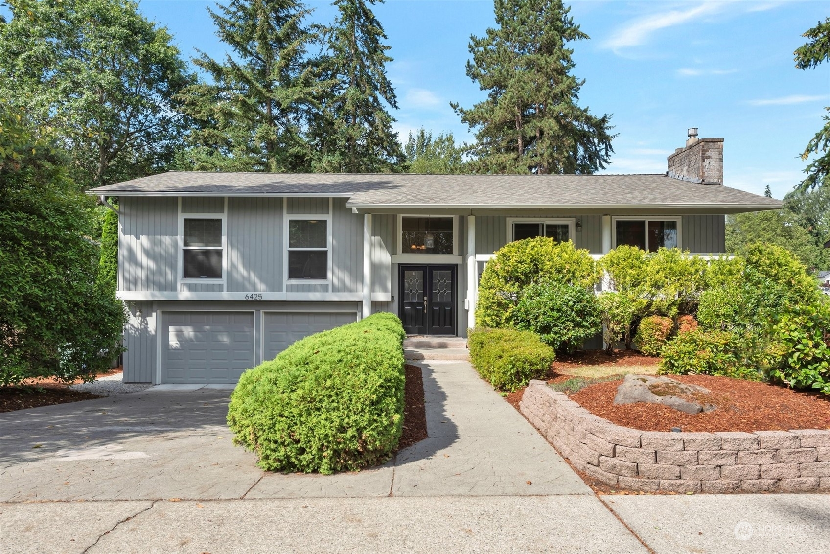 Property Photo:  6425 152nd Avenue NE  WA 98052 