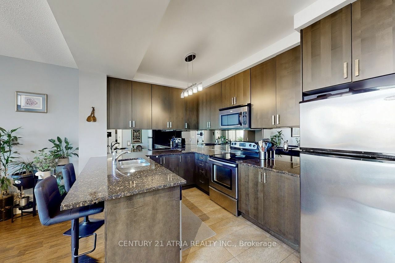 Property Photo:  9235 Jane St 1609  ON L6A 0J8 