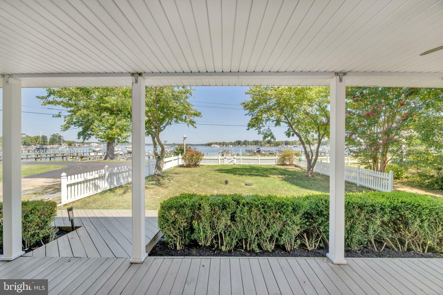 Property Photo:  1009 Back Bay Beach Road  MD 20778 