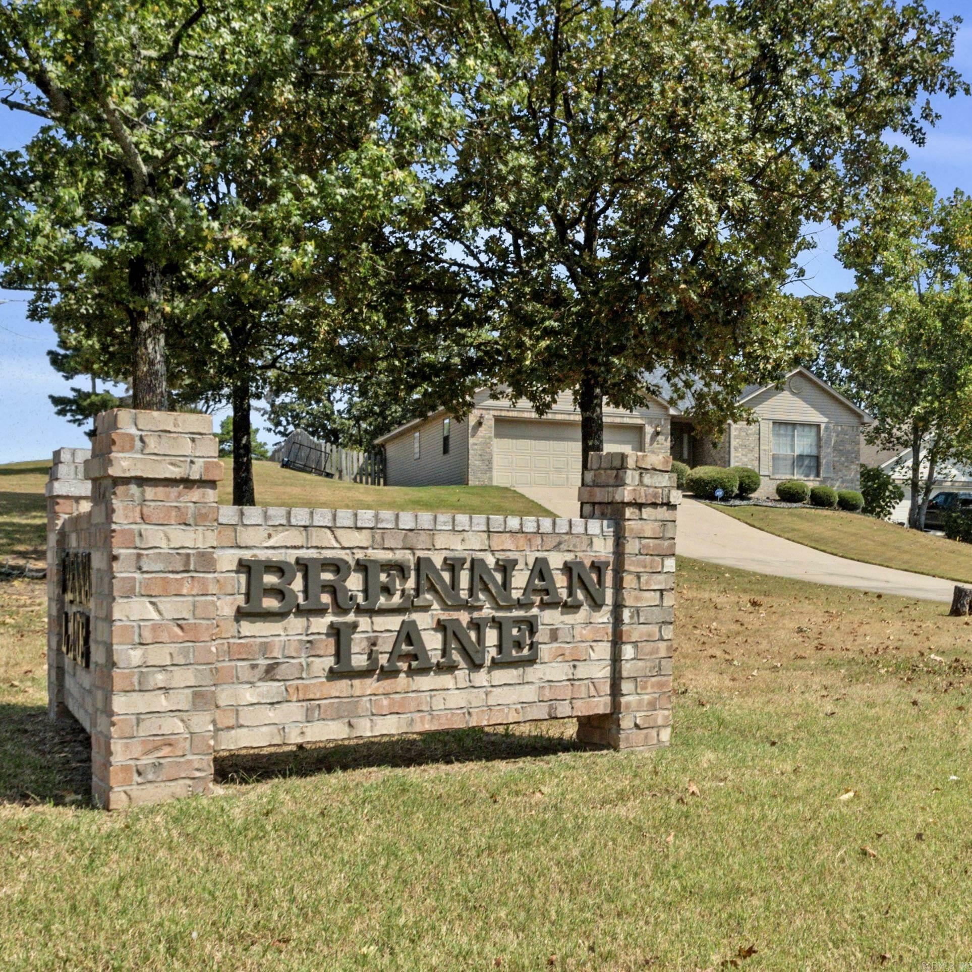 Property Photo:  4 Brennan Lane  AR 72227 