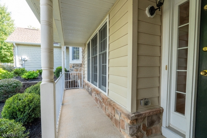 Property Photo:  15 Patriot Hill Dr 15  NJ 07920 