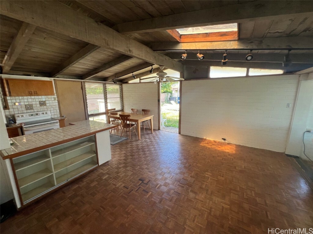 Property Photo:  264 Halemaumau Street  HI 96821 