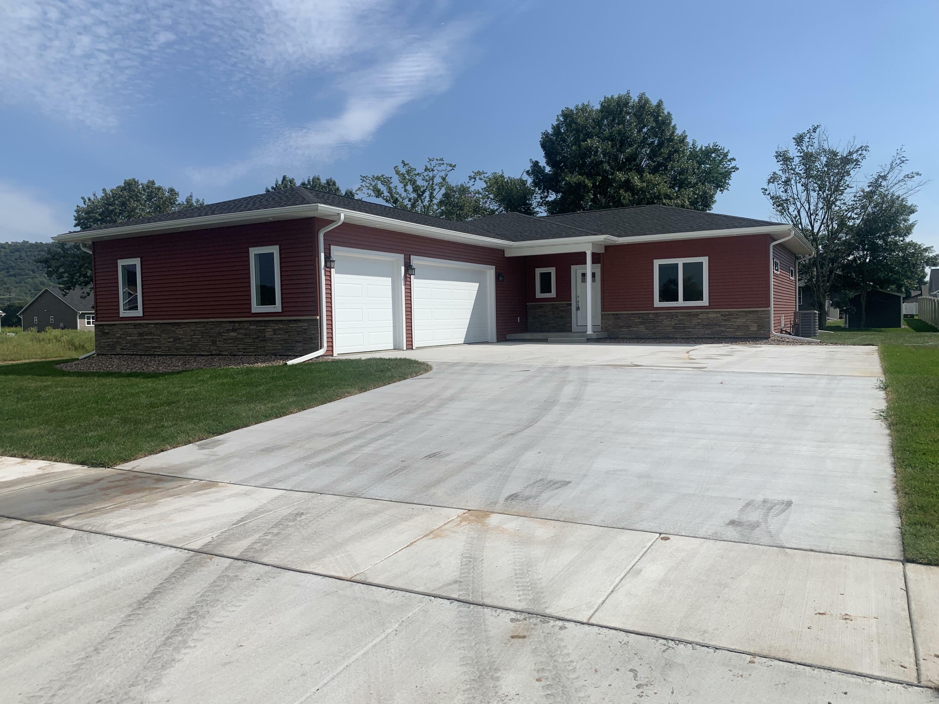 1826 Golden Gate Way -  Holmen WI 54636 photo