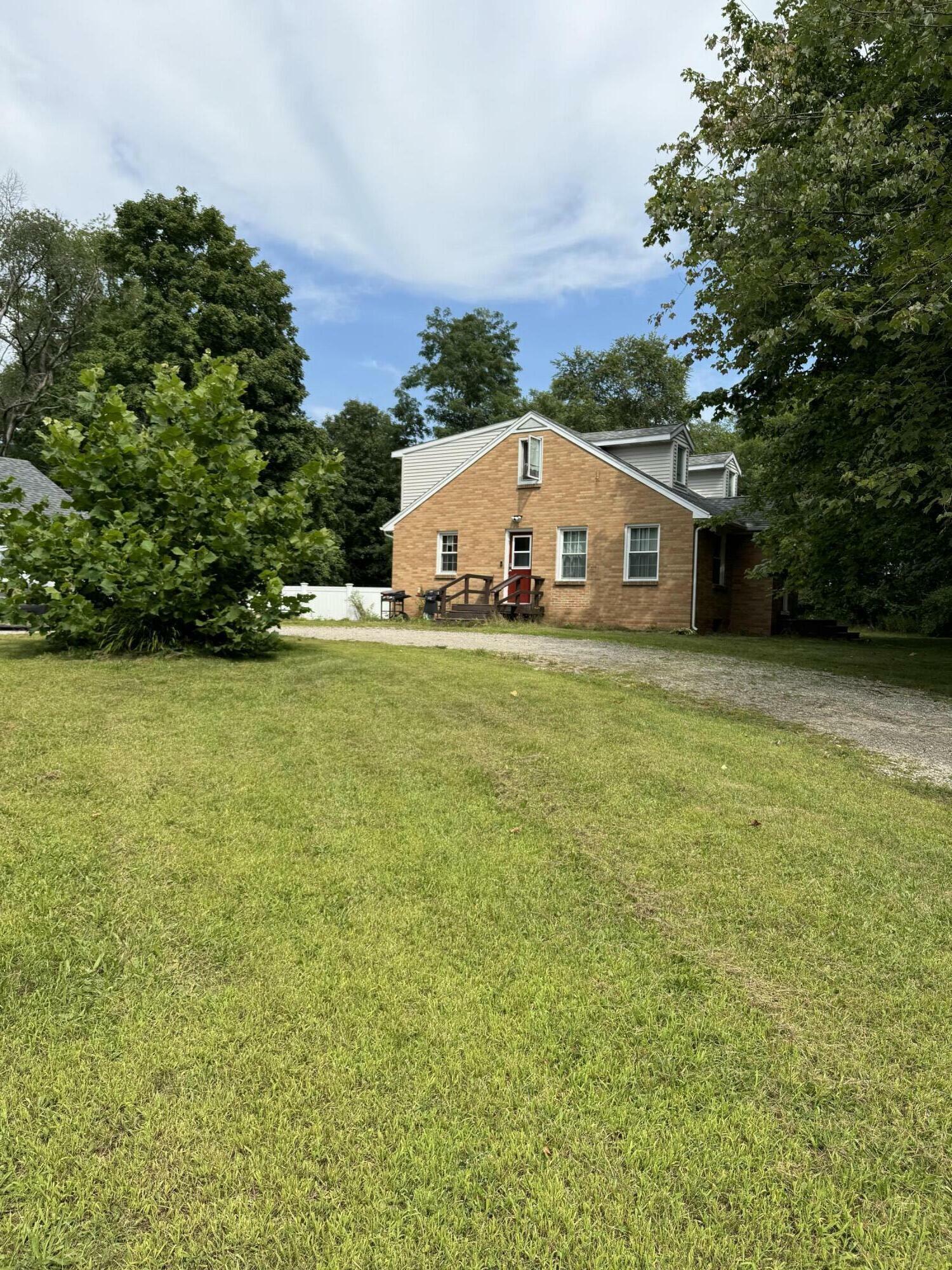 Property Photo:  9239 Vergennes Street SE  MI 49301 