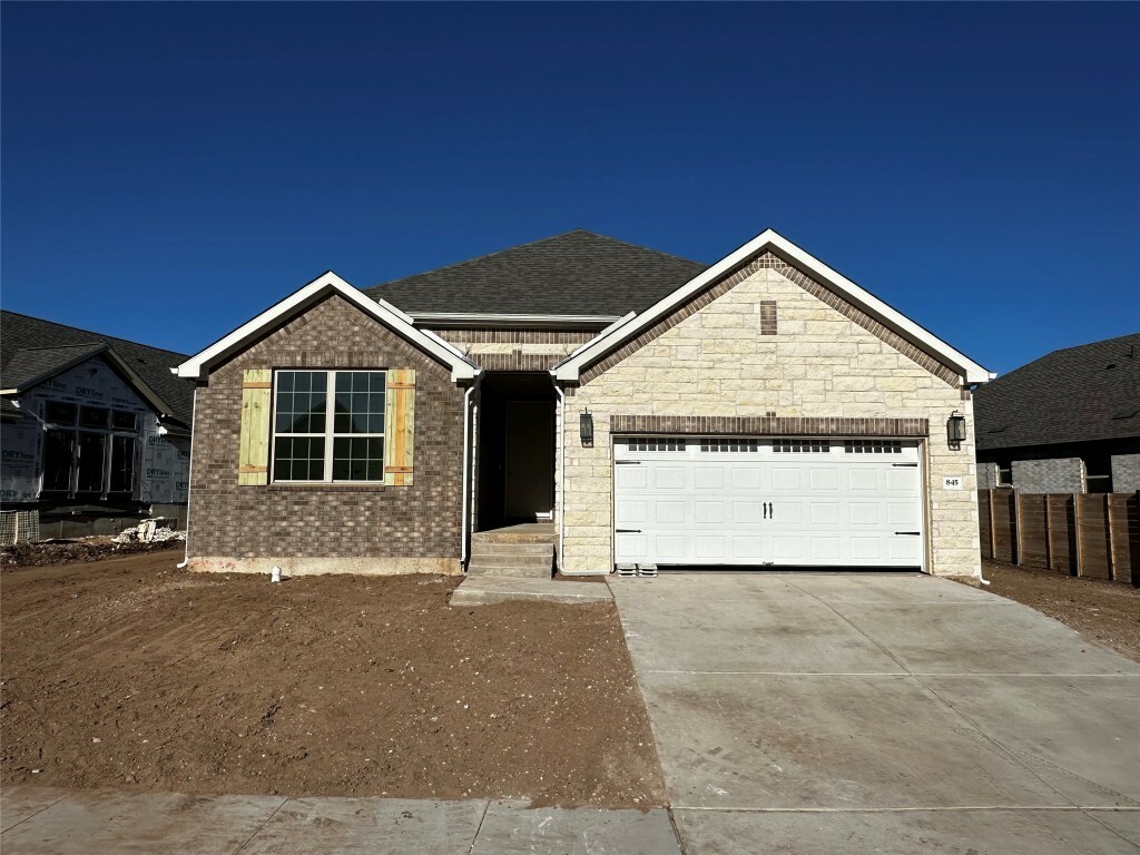 Property Photo: 845 Round Mountain Pass TX 78628