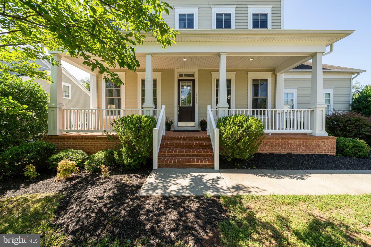 Property Photo:  23700 Sweetbells Court  VA 20148 