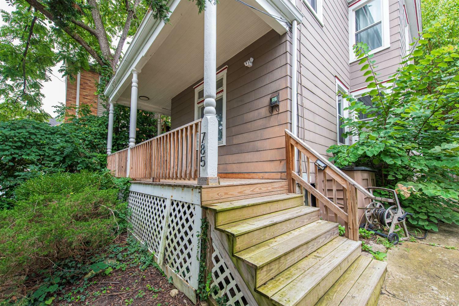 Property Photo:  785 Delta Avenue  OH 45226 