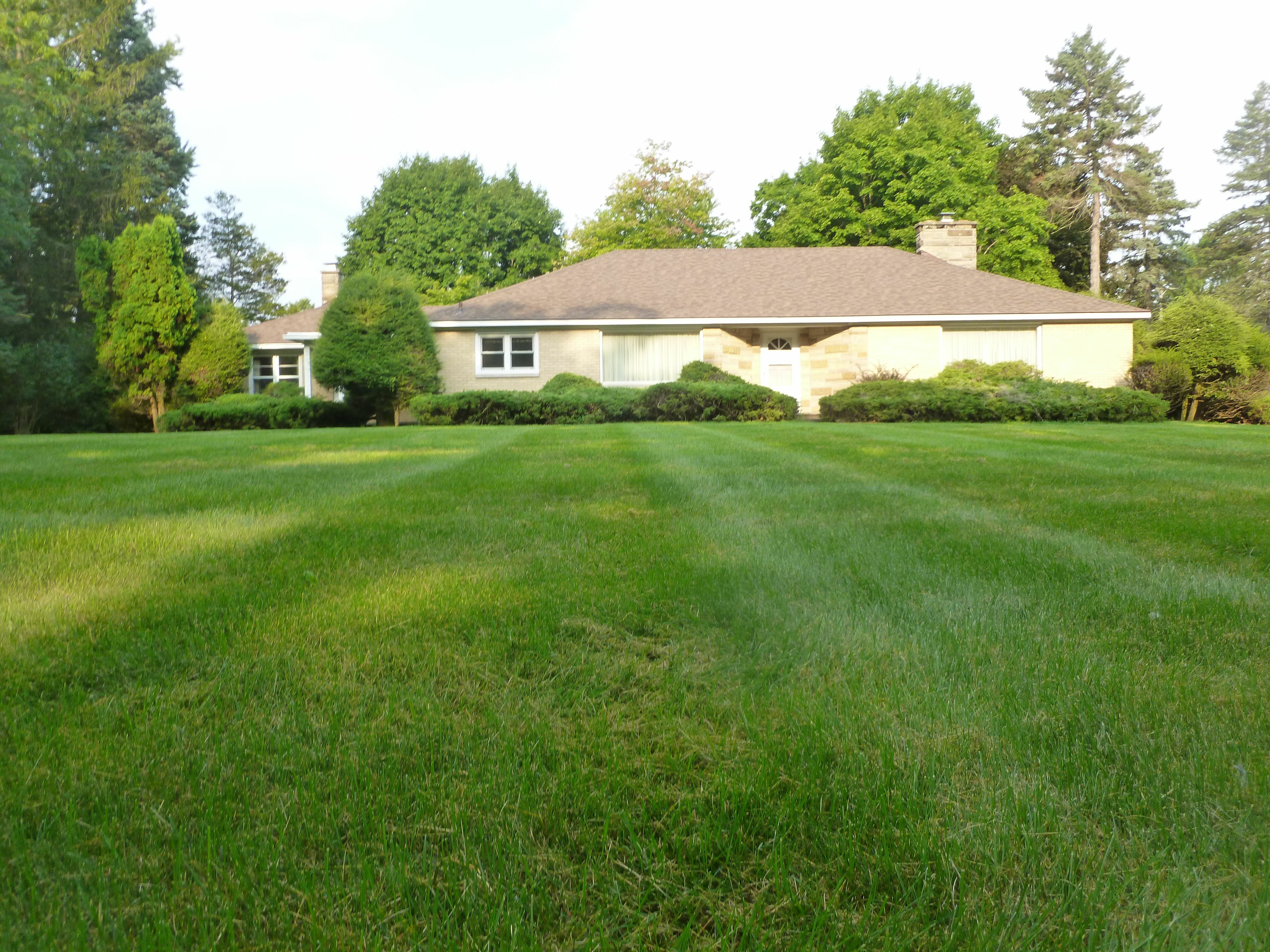 Property Photo:  11557 Hartland  MI 48430 3543 