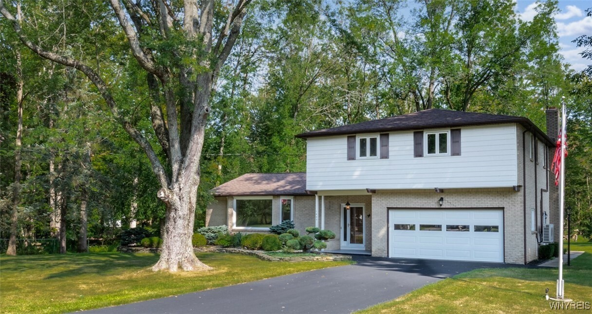 Property Photo:  1485 Huth Road  NY 14072 