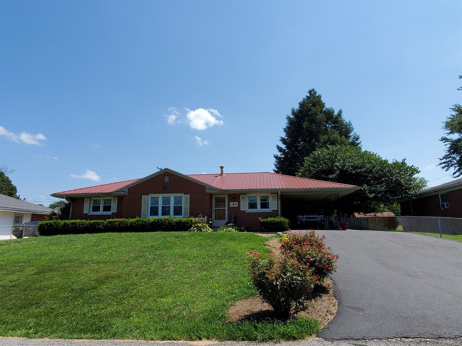 Property Photo: 190 Lincoln Avenue KY 40422