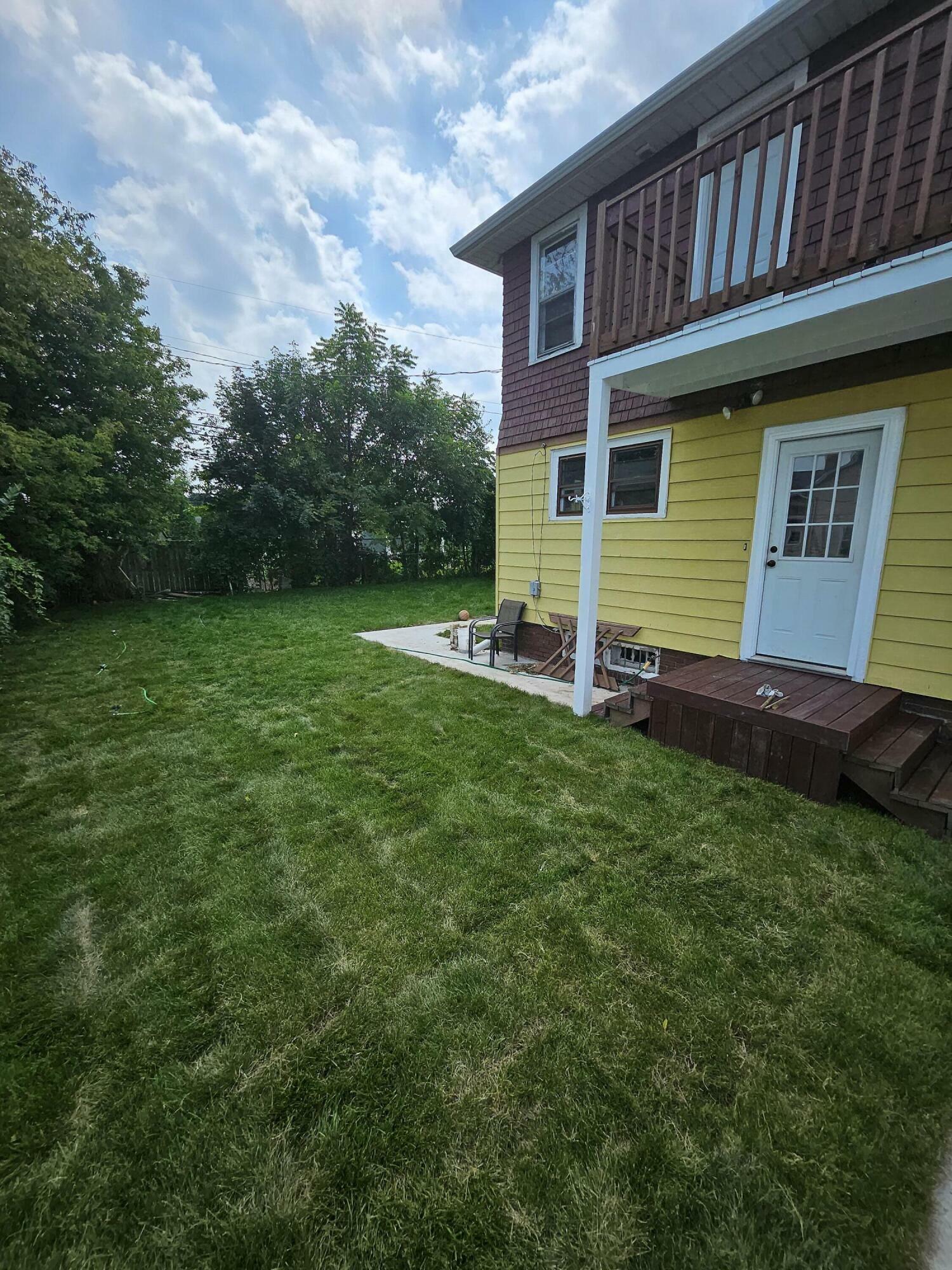 Property Photo:  1513 Martin Ave  WI 53083 