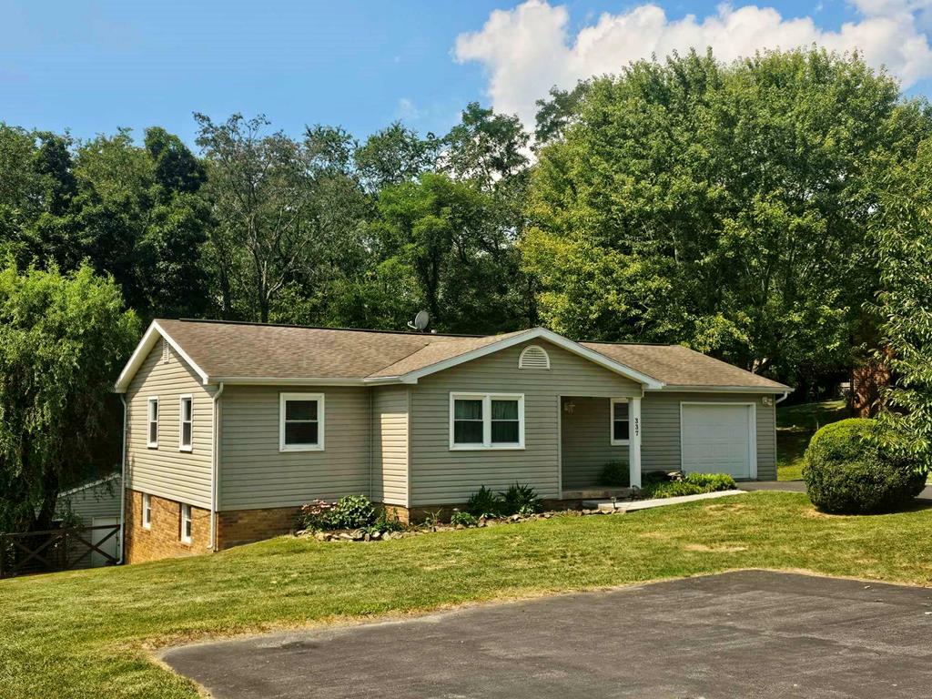 337 Hillcrest Drive  Princeton WV 24740 photo