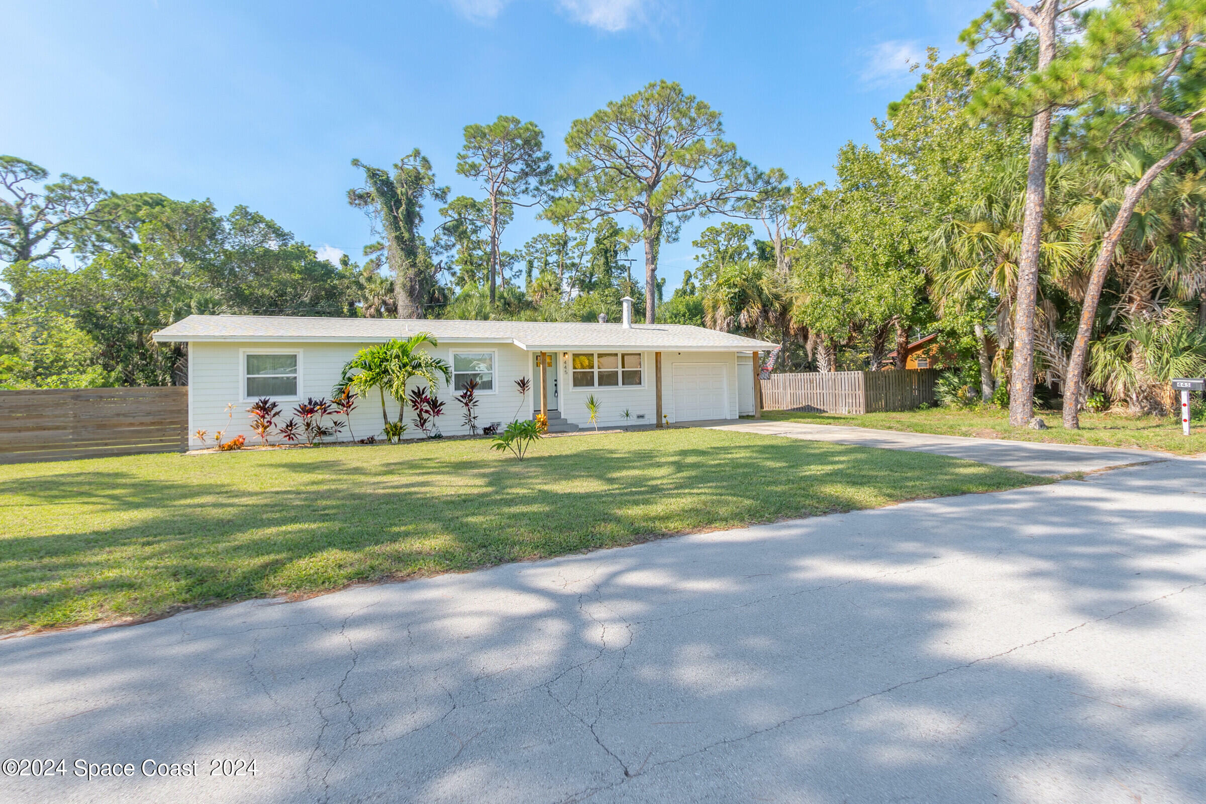 Property Photo:  445 Nora Avenue  FL 32952 