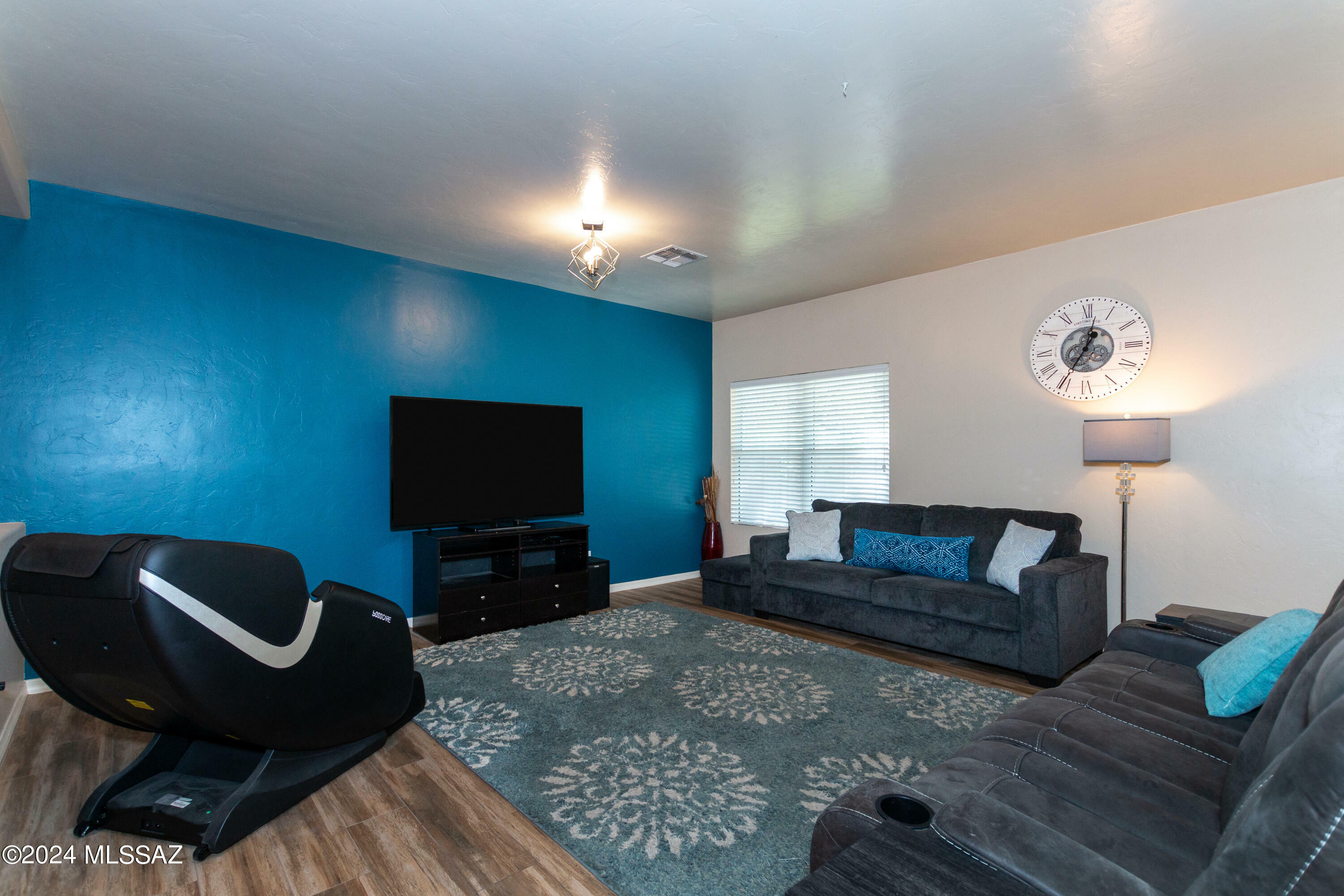 Property Photo:  8186 N Stonehill Drive  AZ 85743 