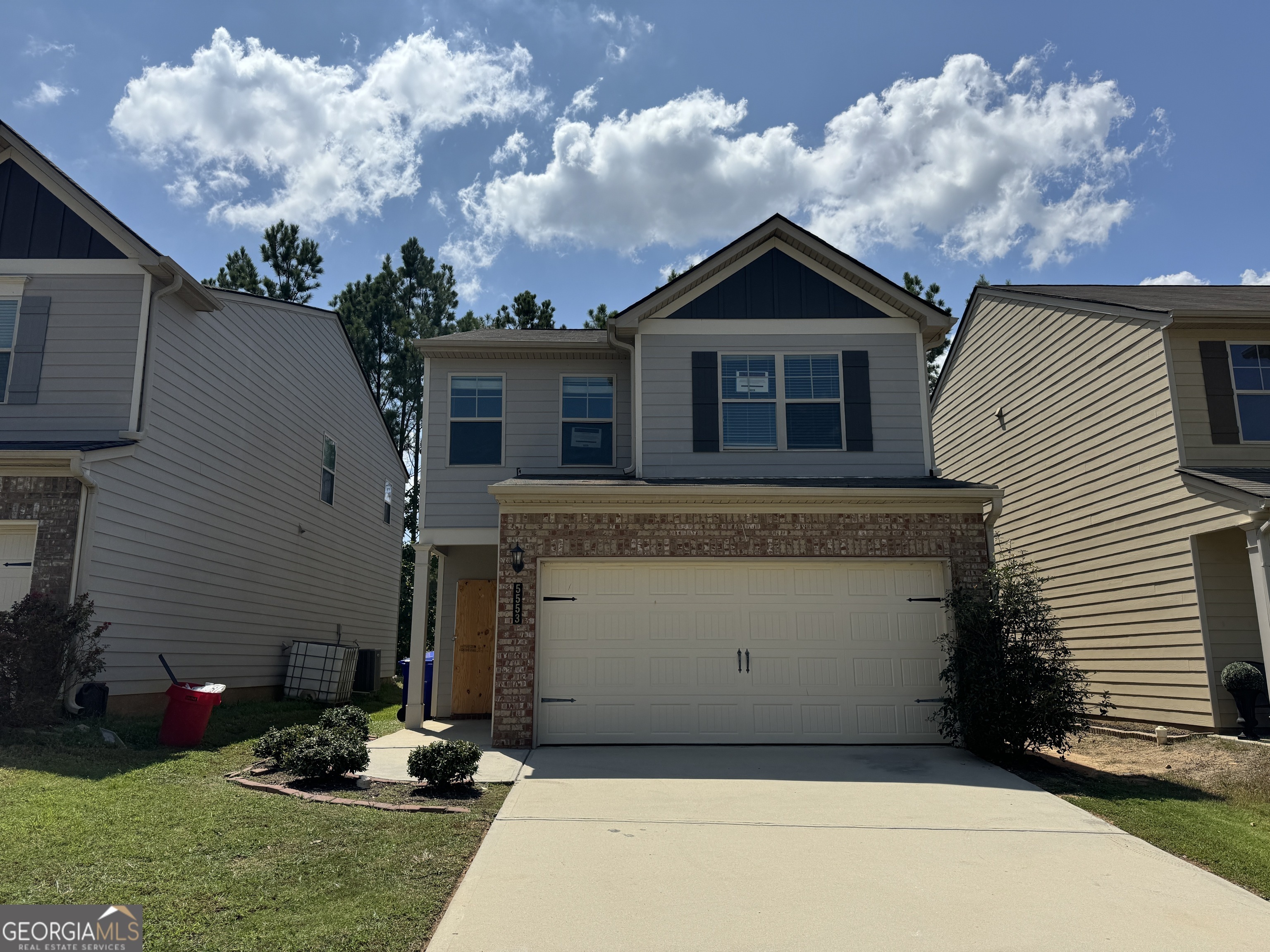 Property Photo:  5553 Union Pointe Place  GA 30291 