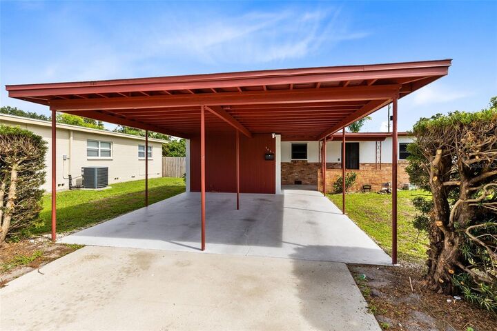 Property Photo: 5601 Pecos Street FL 32807
