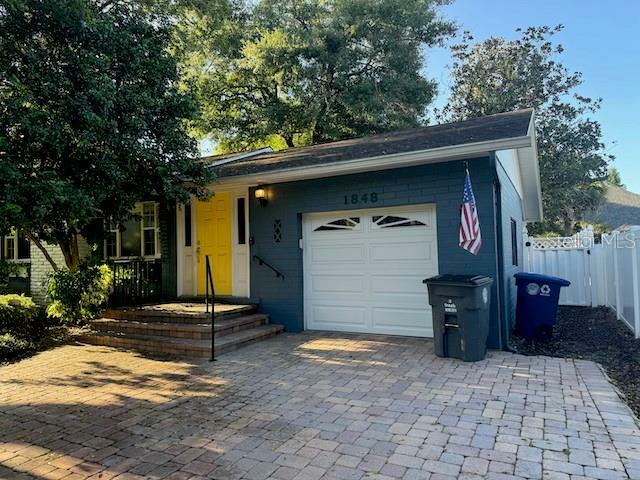 Property Photo:  1848 Mizell Avenue  FL 32789 