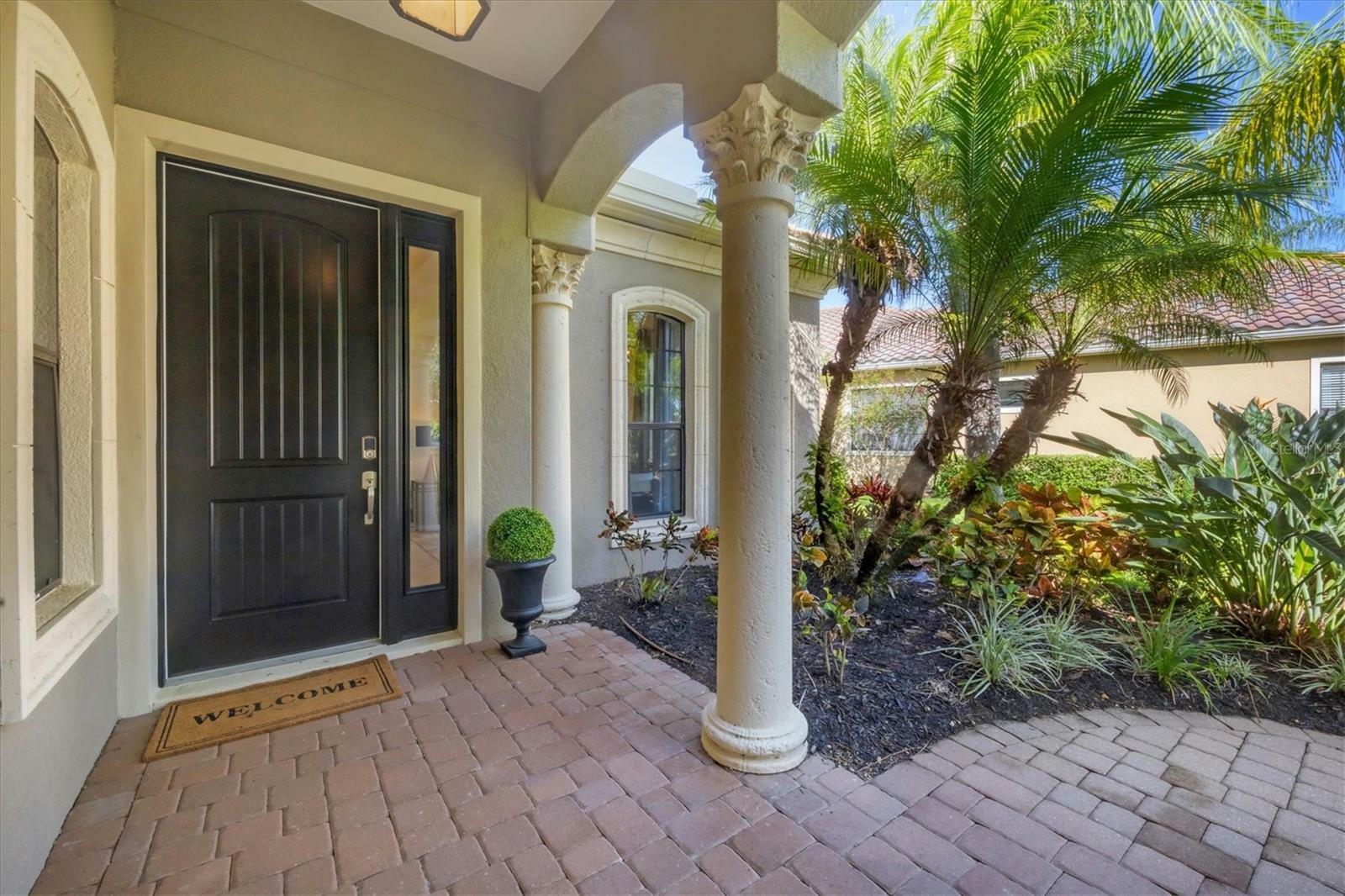 Property Photo:  7282 Belleisle Glen  FL 34202 