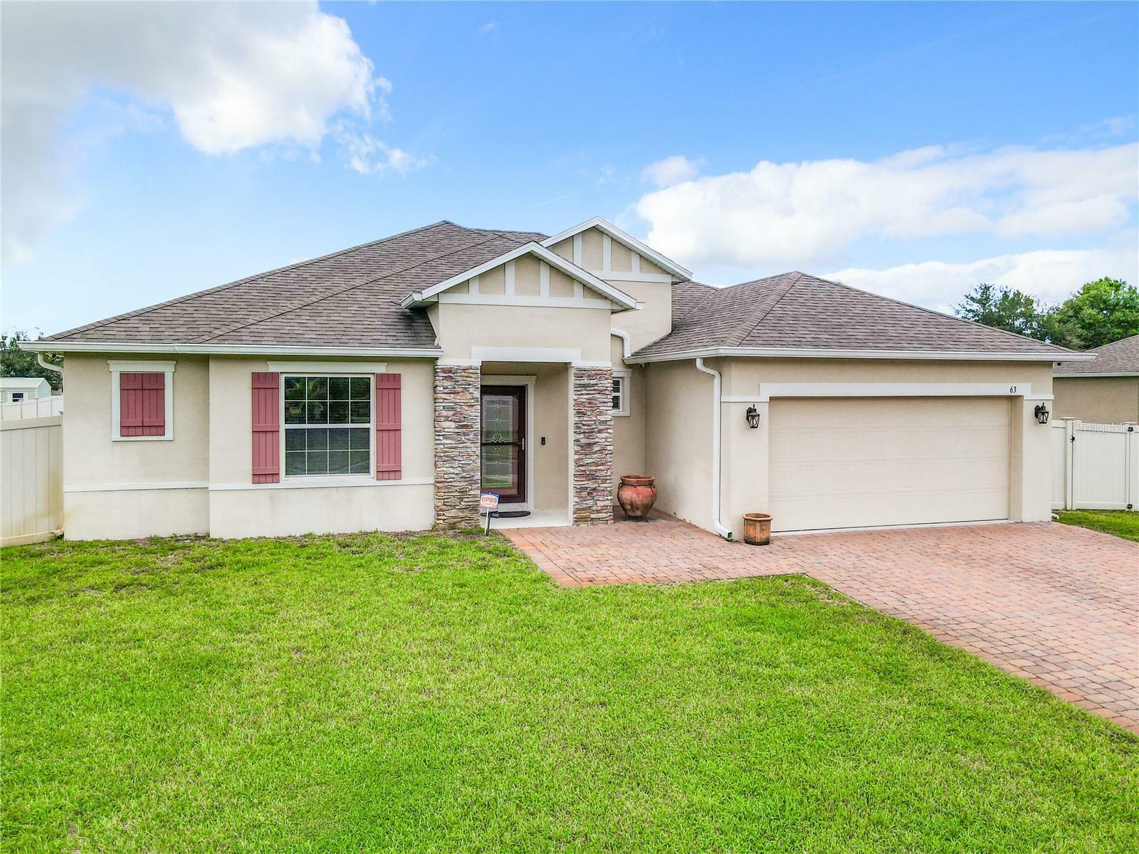 Property Photo: 63 Virginia Avenue FL 32724