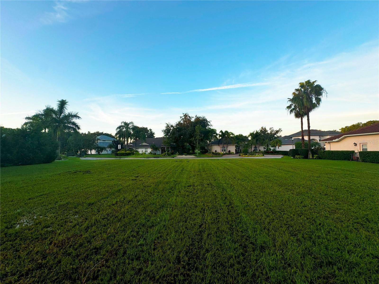 Property Photo:  10139 Woodborne Place  FL 34202 