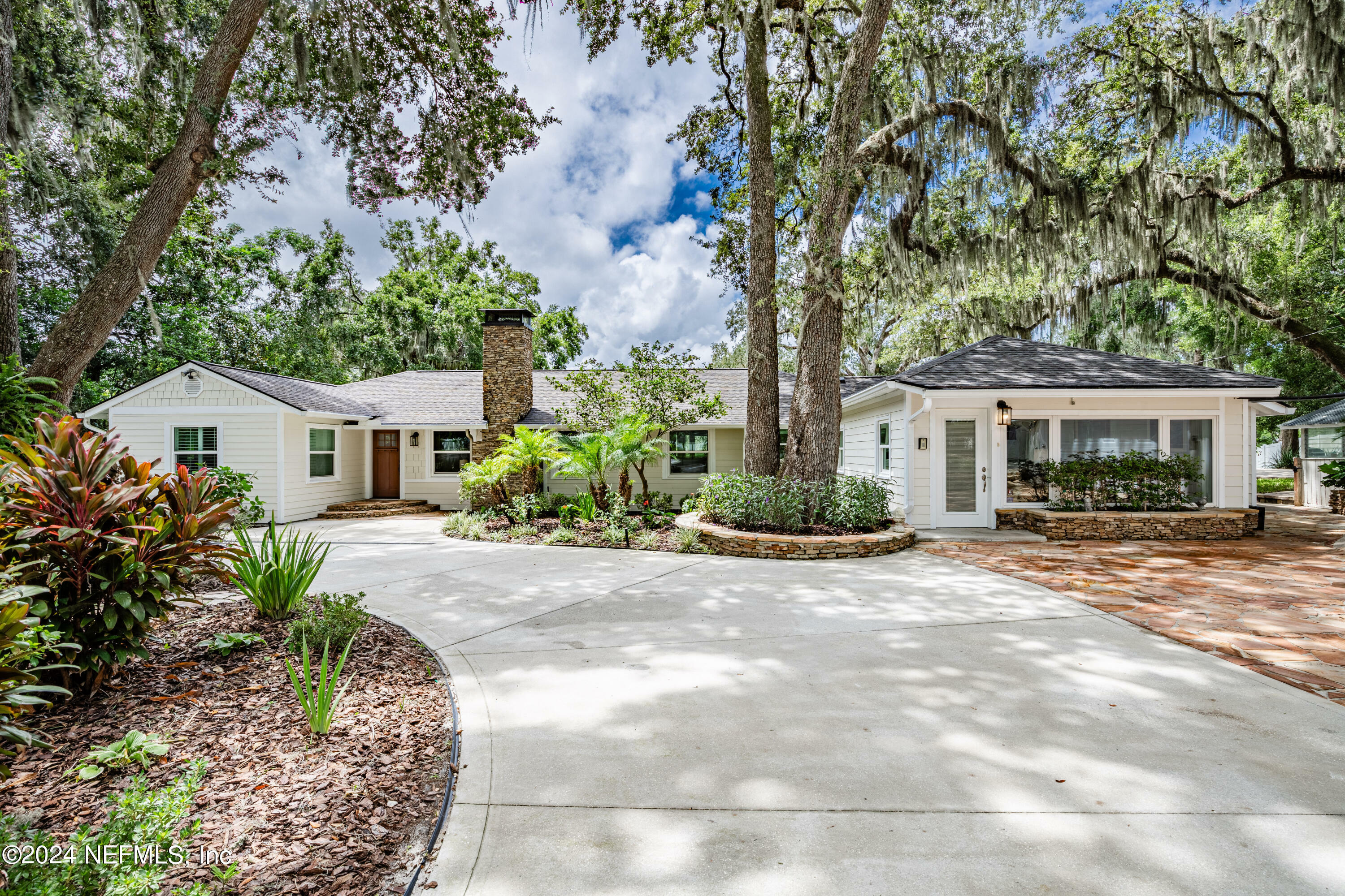 Property Photo:  6457 Pottsburg Drive  FL 32211 