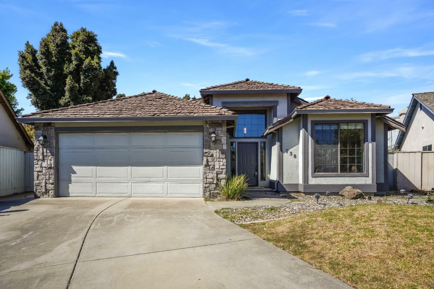 Property Photo:  738 Nacional Court  CA 93901 