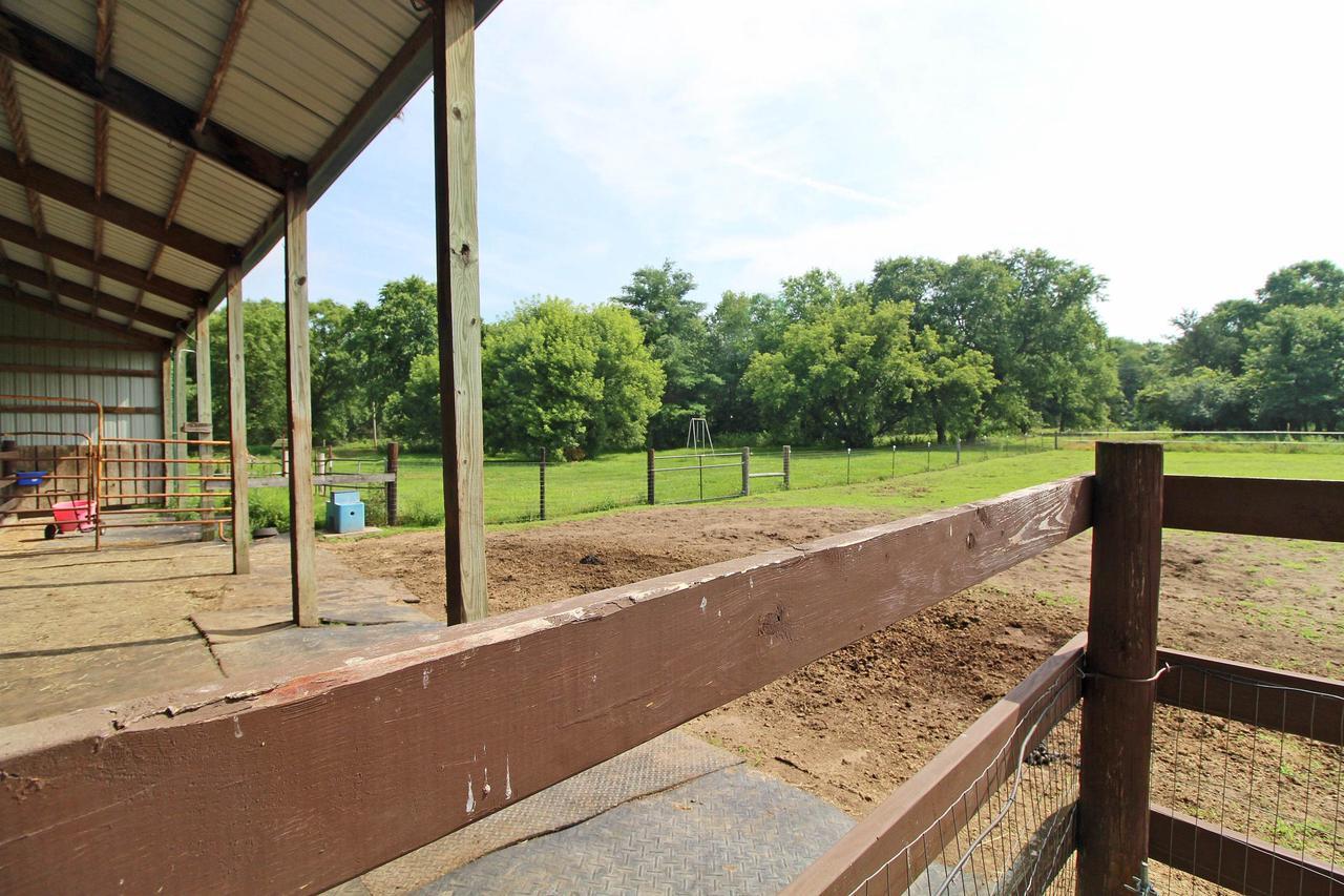 Property Photo: 7750 Pine Road WI 53503