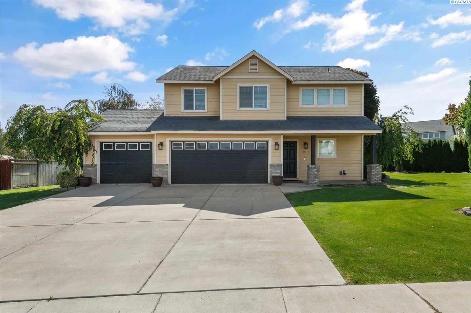 Property Photo: 5213 S Cascade Place WA 99337