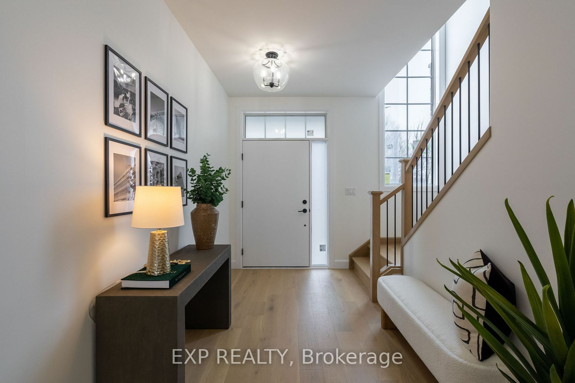 Property Photo:  2082 Saddlerock Ave  ON N6G 3W3 