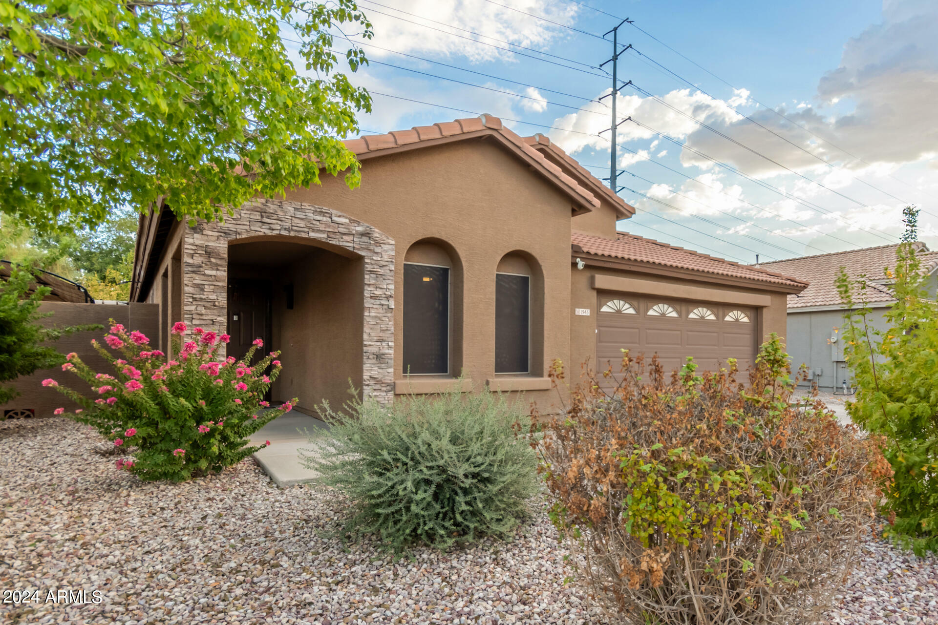 Property Photo:  1945 E Aloe Place  AZ 85286 