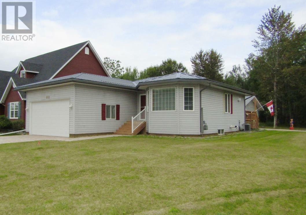 932 Kaitlyn Drive  Fort Frances ON P9A 3X4 photo