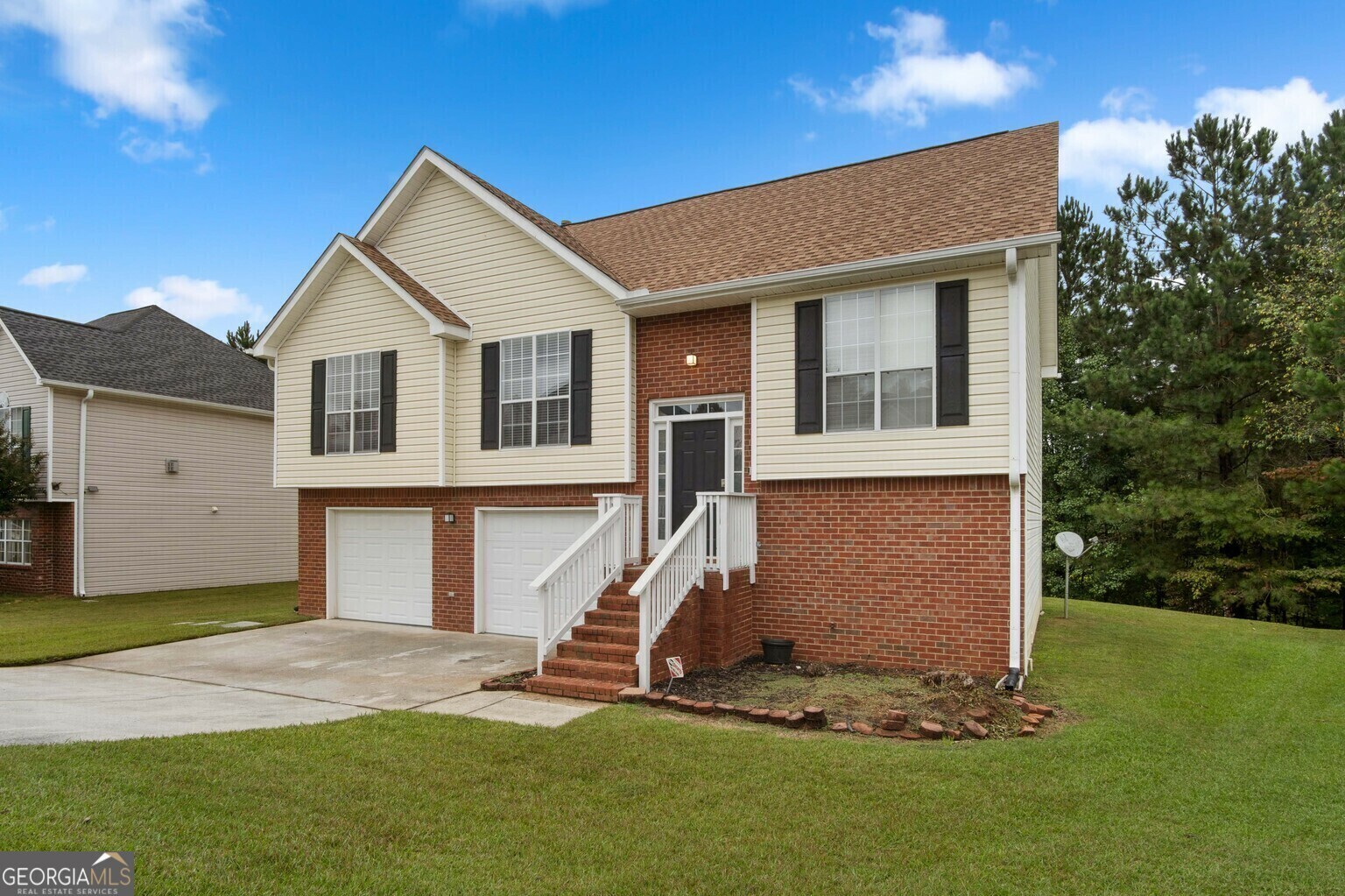 Property Photo:  8156 Birch Walk Drive  GA 30274 