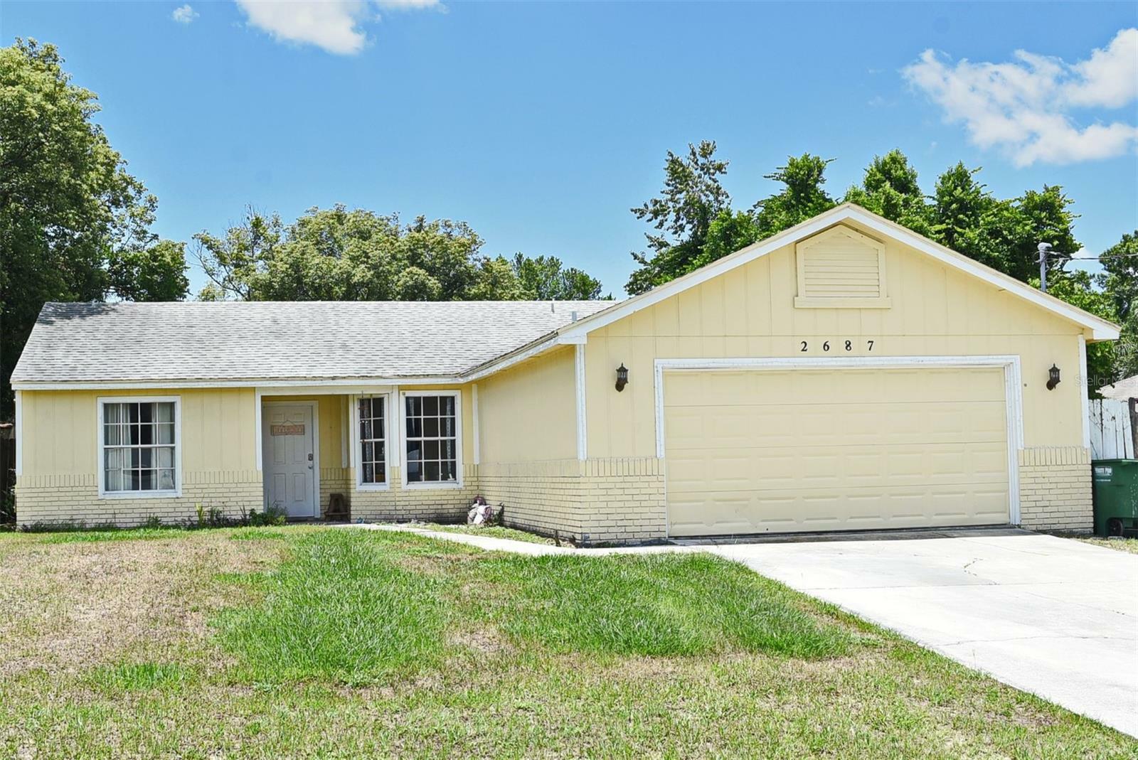 Property Photo:  2687 Leafy Way Lane  FL 32725 