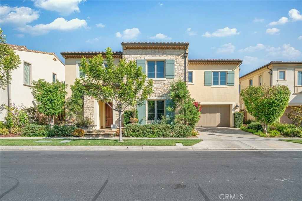 76 English Saddle  Irvine CA 92602 photo