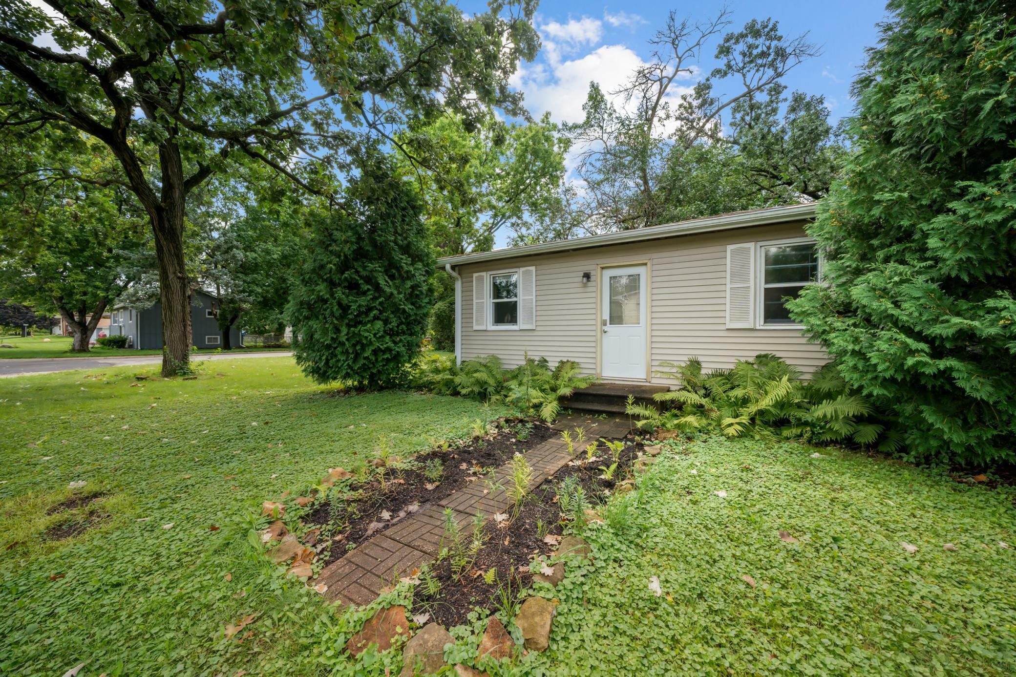 Property Photo:  92 20th Street  MN 55055 