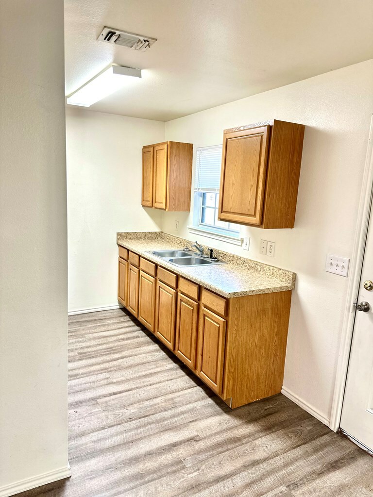 Property Photo:  403 Kerr Avenue  TX 75901 