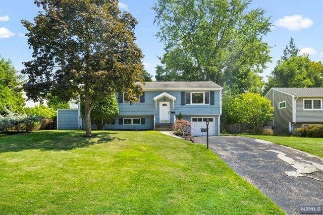 Property Photo:  424 Wildwood Road  NJ 07647 