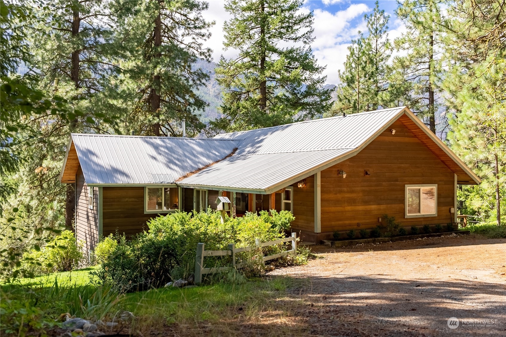 Property Photo:  13 Sunflower Lane  WA 98862 