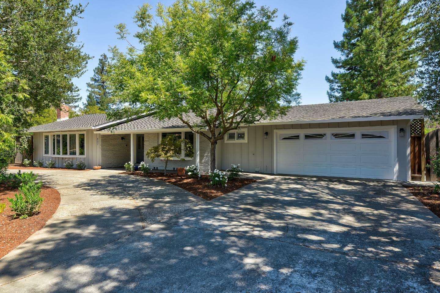 Property Photo:  407 Cherry Avenue  CA 94022 