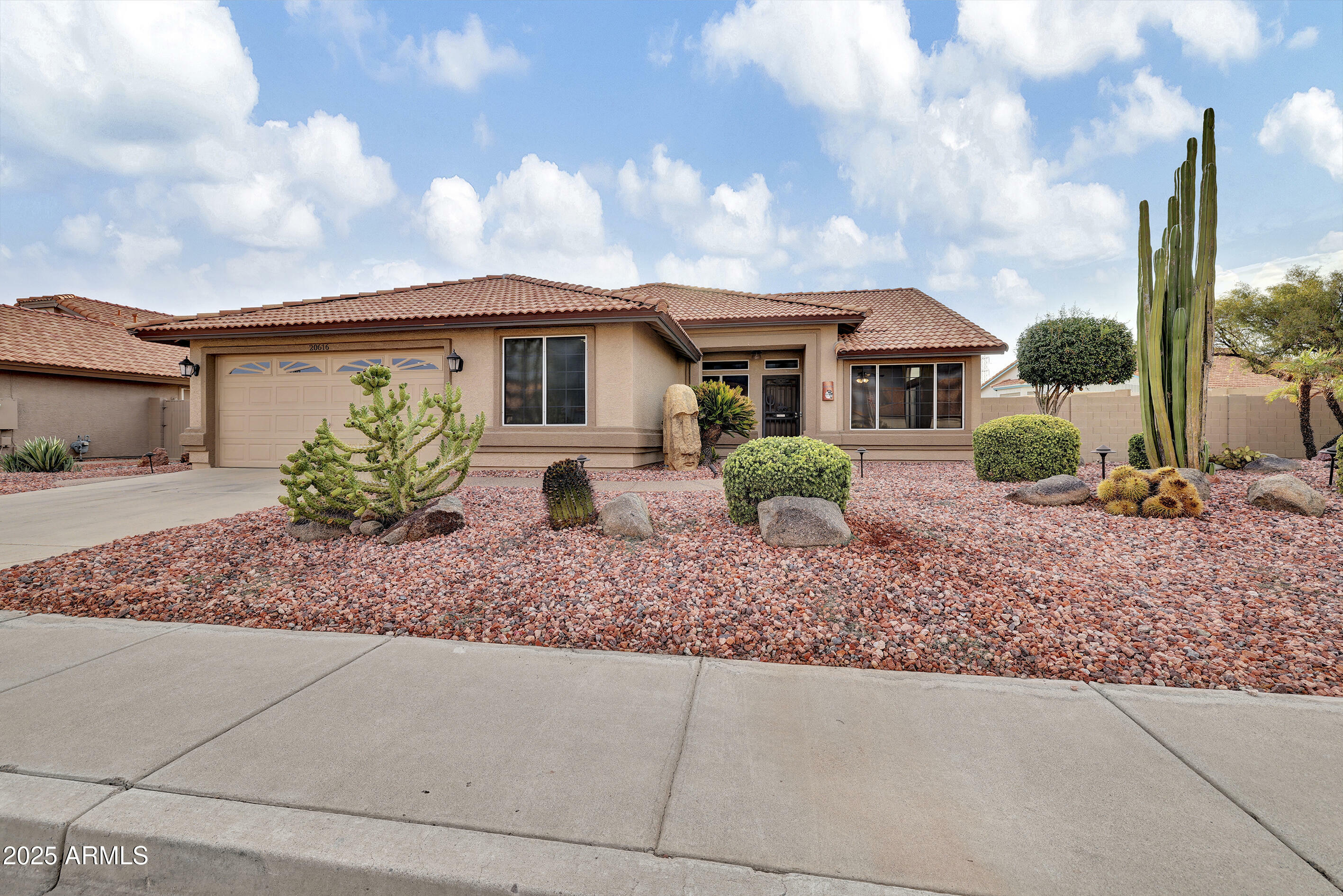 Property Photo:  20616 N Ventana Drive W  AZ 85373 