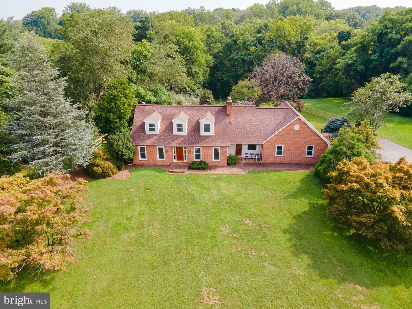 Property Photo:  890 Willowdale Drive  WV 25443 