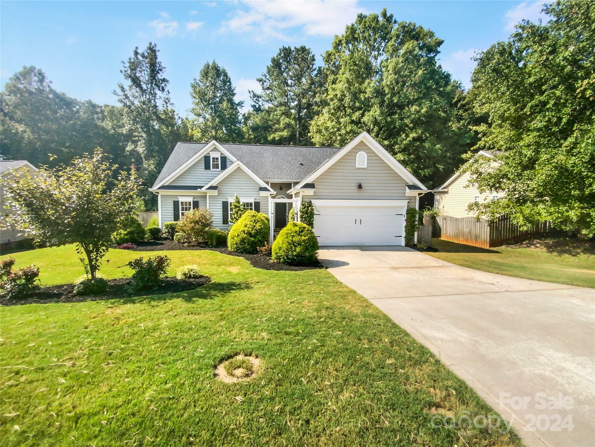 Property Photo:  4706 Waterbell Lane  NC 28173 