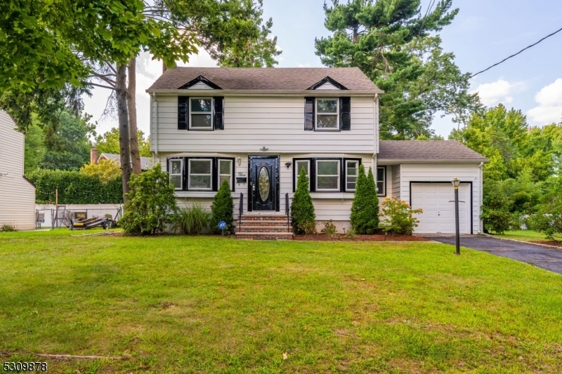 Property Photo: 5 Venetia Ave NJ 07016