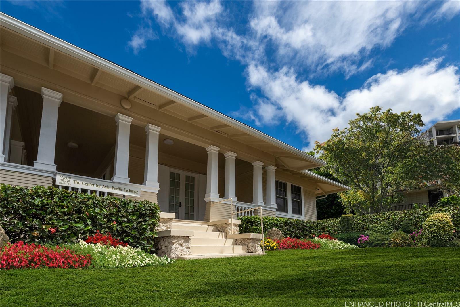 Property Photo:  1616 Makiki Street  HI 96822 