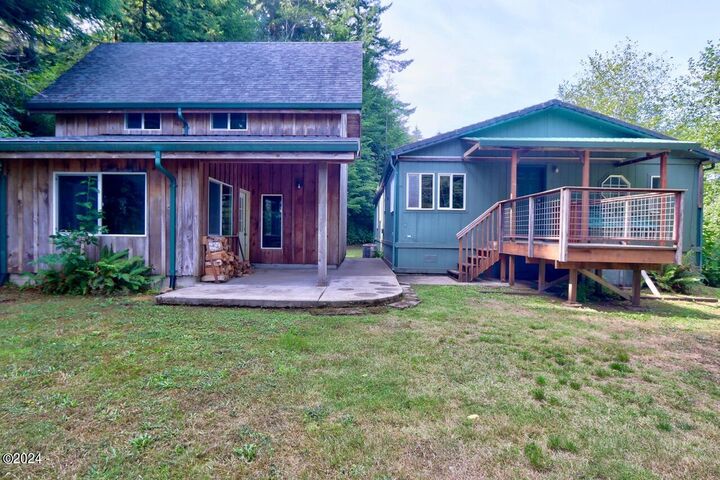 Property Photo:  5326 N Beaver Creek Road  OR 97376 